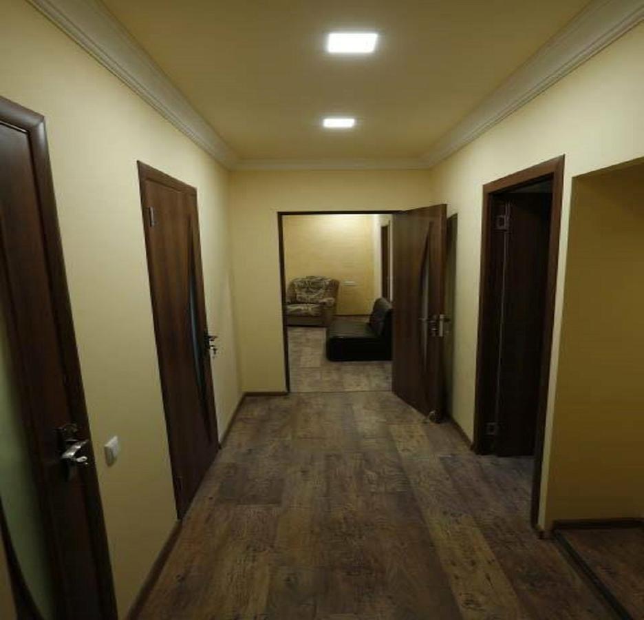 Your Hostel Jereván Kültér fotó