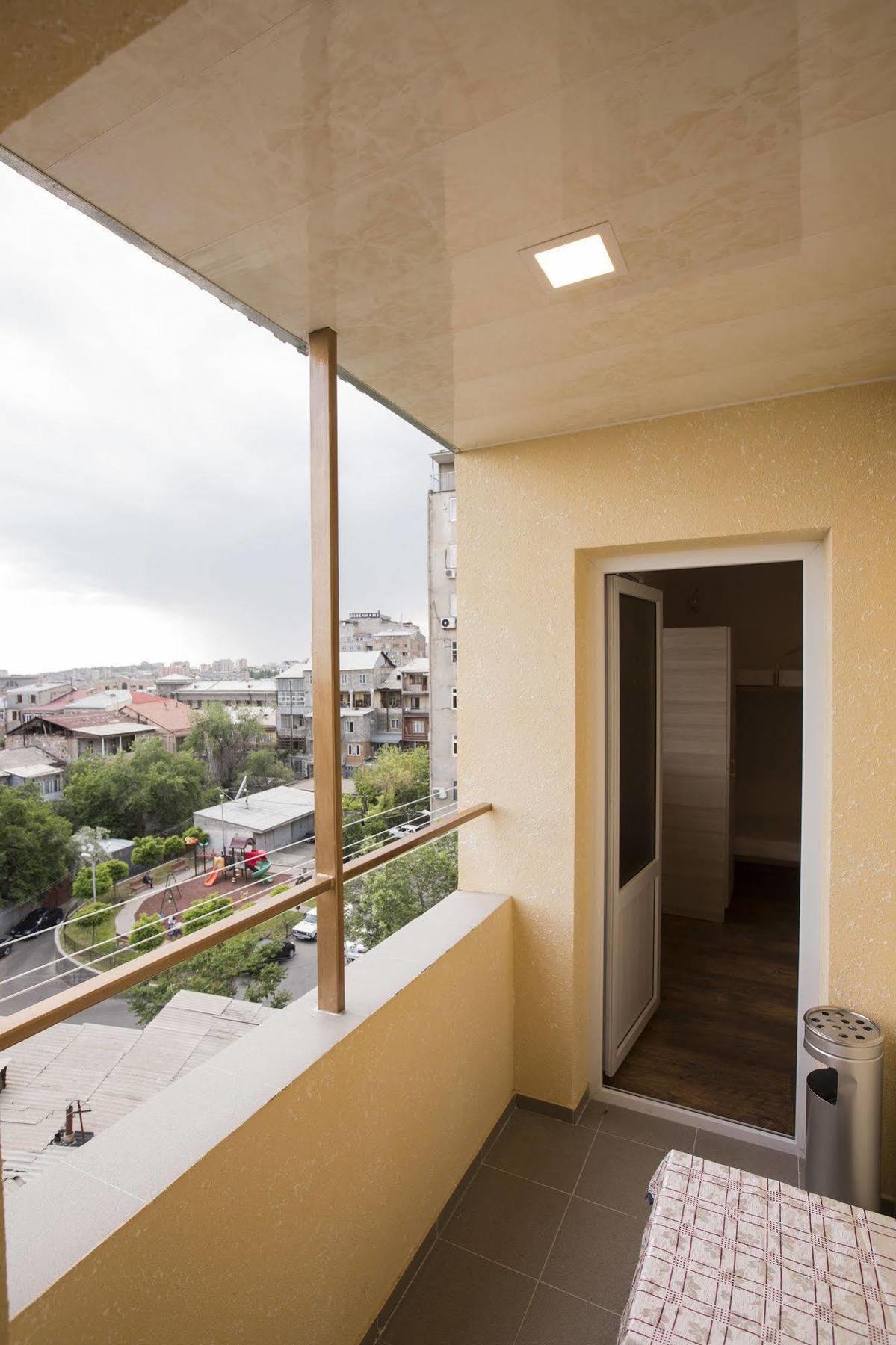 Your Hostel Jereván Kültér fotó
